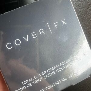 COVER FX Total Cover Cream Foundation in Black Packaging Shade N0